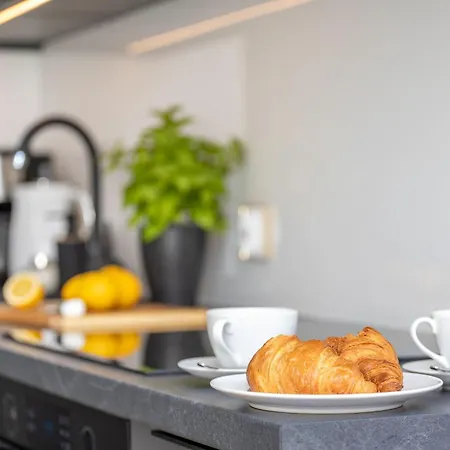 Premium-ferienwohnung Golden In By Interhome 아파트